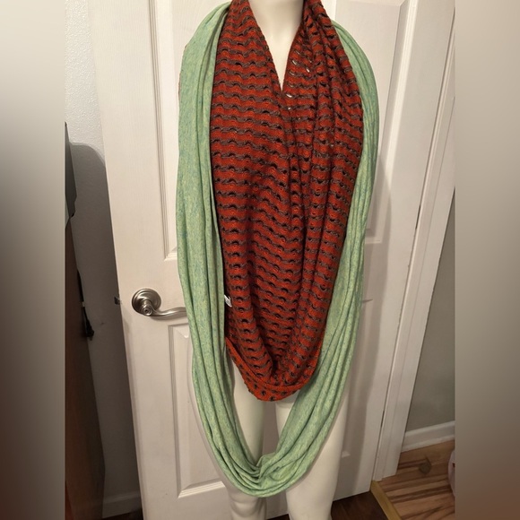 2 infinity scarves Echo - Picture 8 of 11